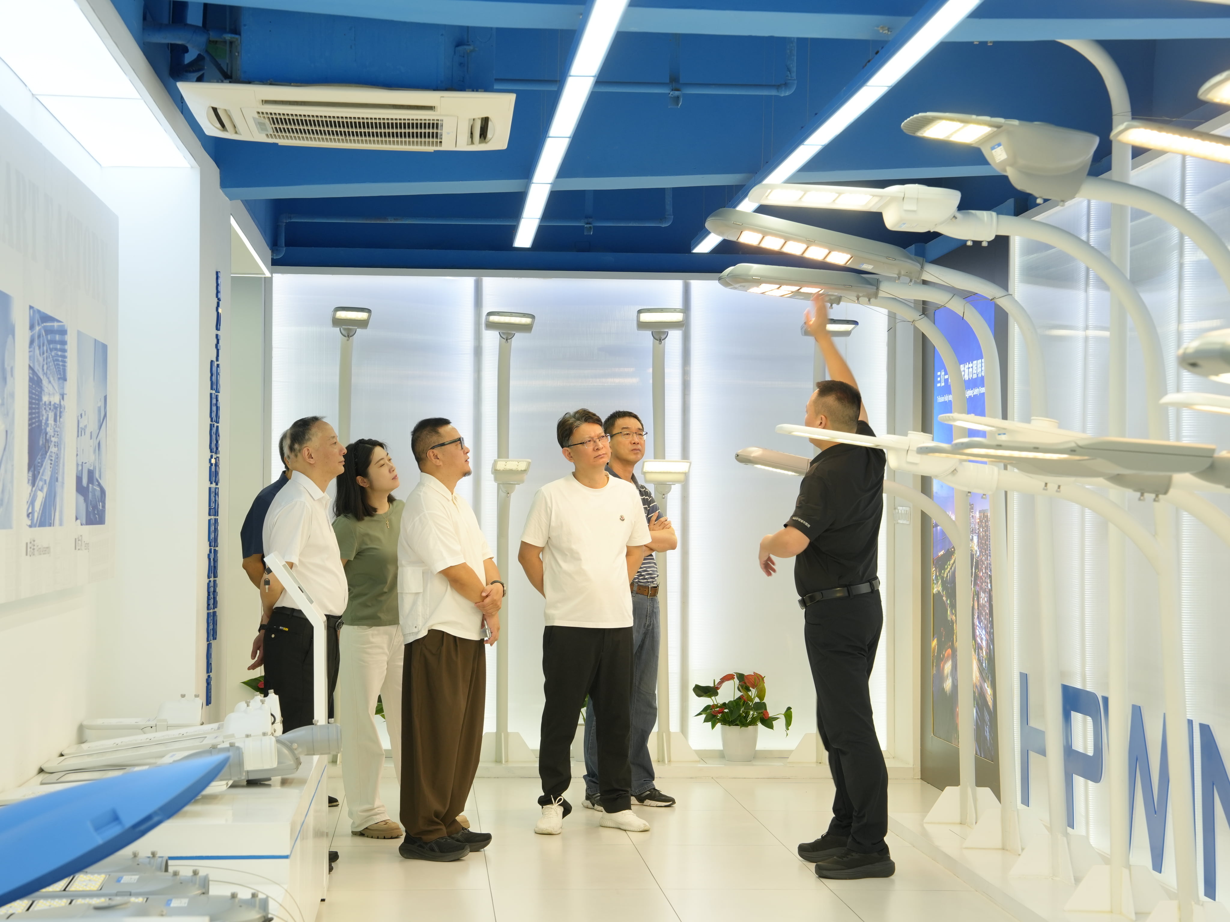 1761094528290366.jpg 1761094528290366.jpg